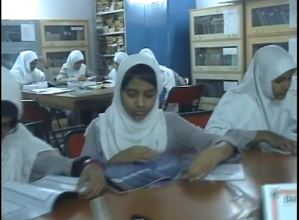 Library and classroom Crescent PU College